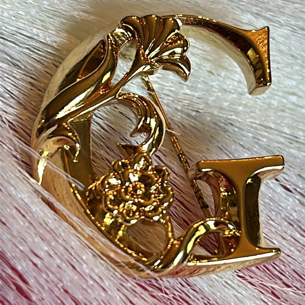 Goldtone G Pin with Flowers